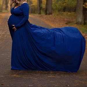Maternity photo shoot dress